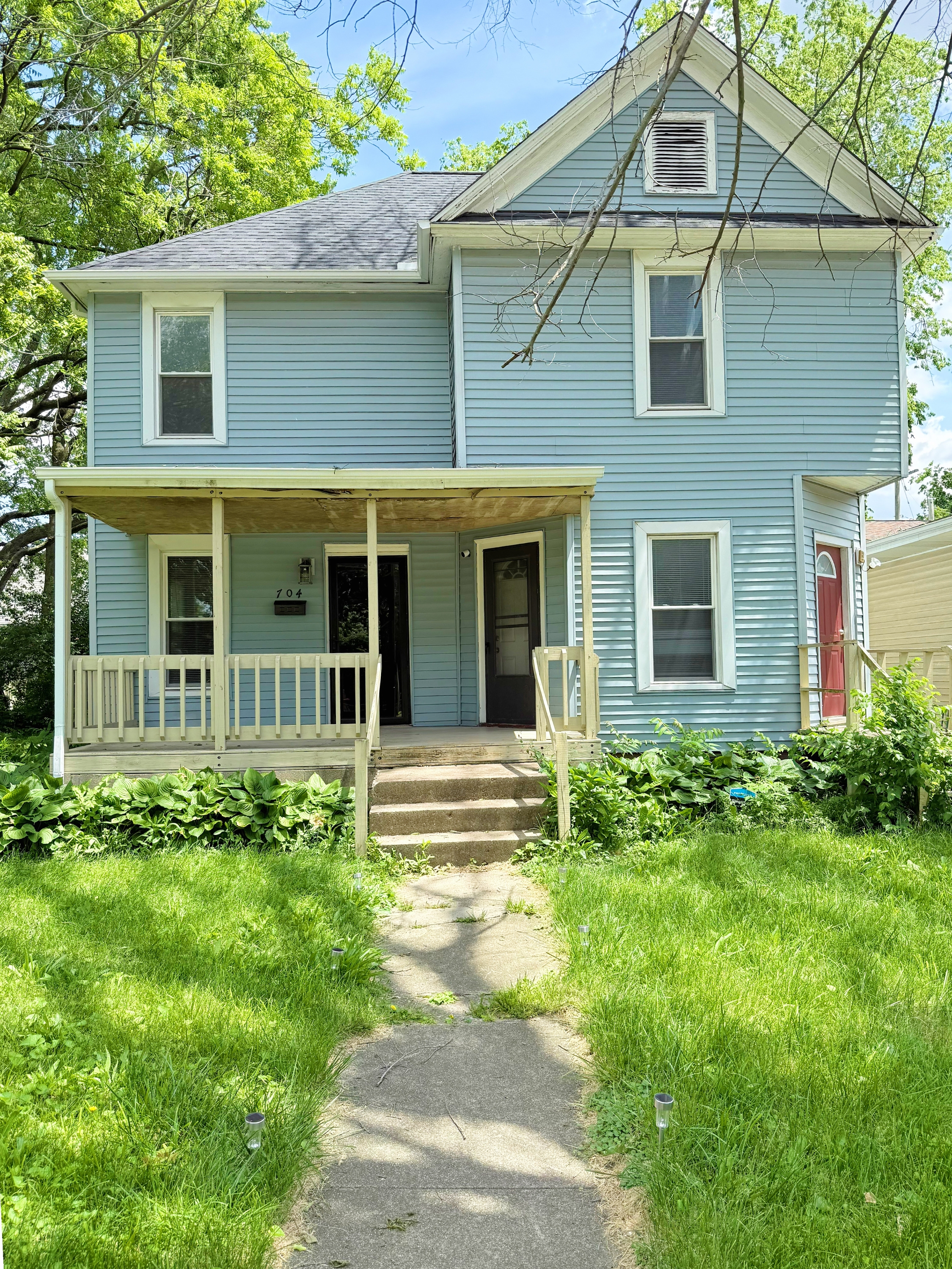 704 South Vine Street