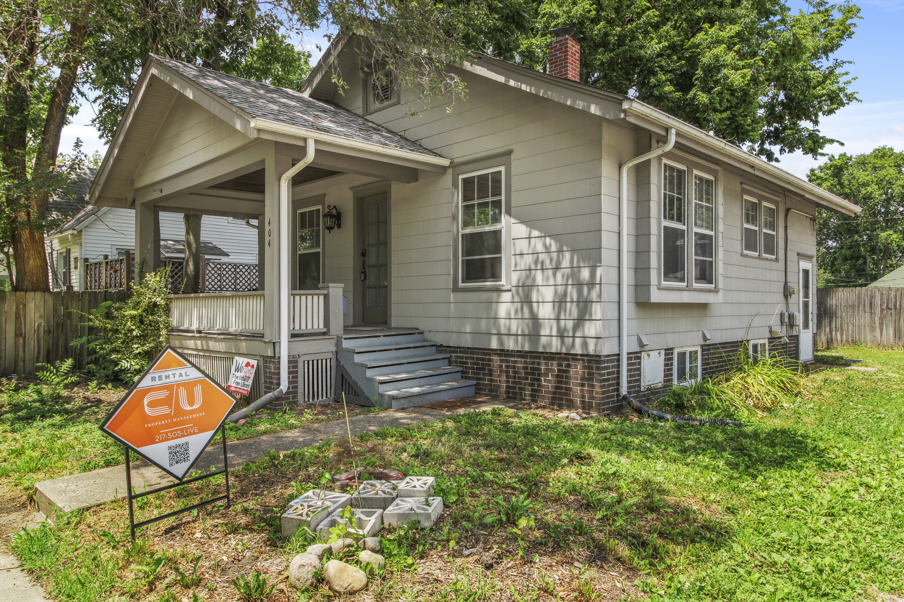 404 East Illinois Street