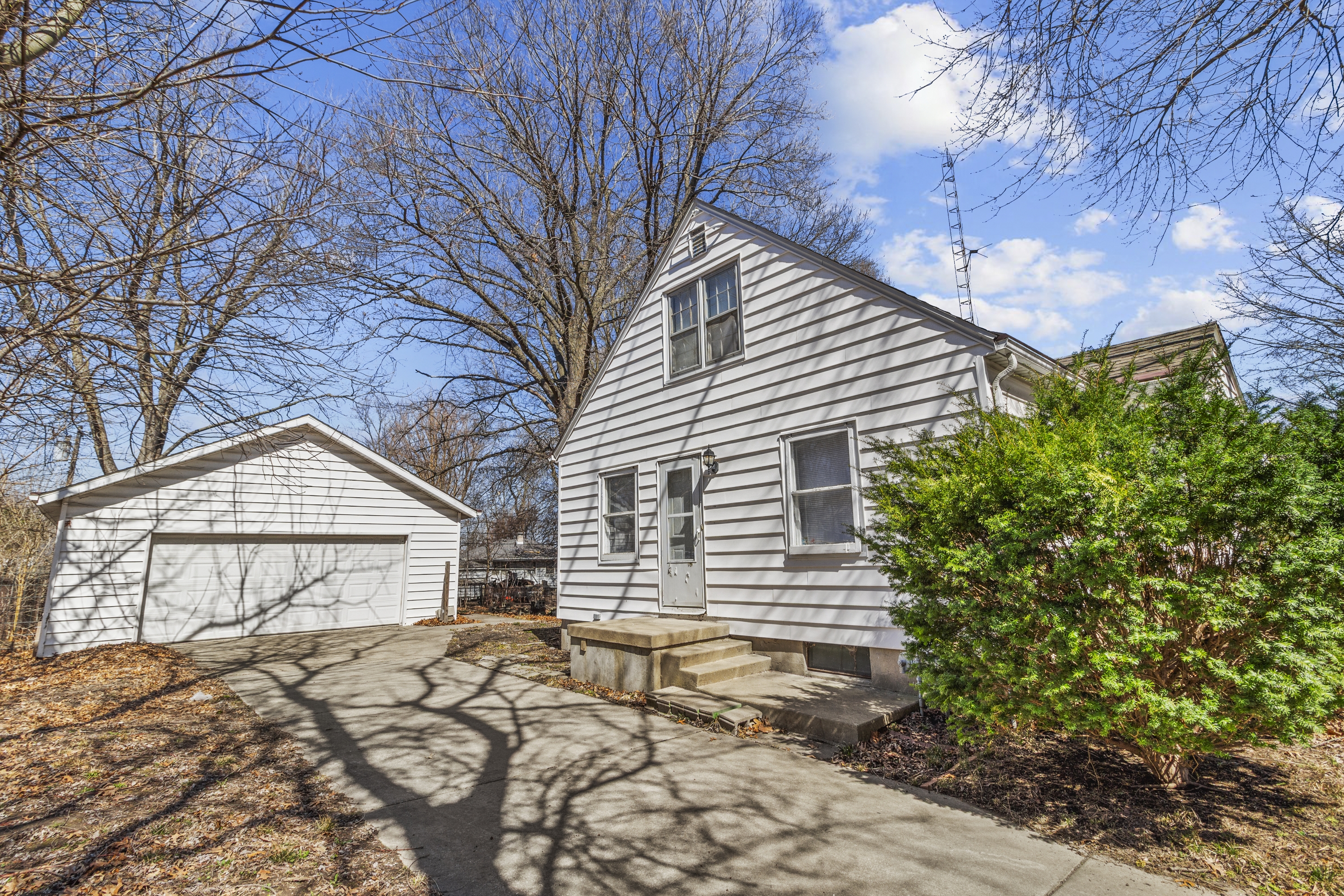 Property thumbnail image